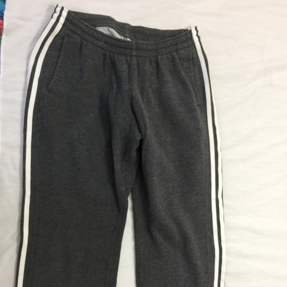 🌼 ADIDAS MENS SWEAT PANTS SIZE M.🌼 - Picture 1 of 6